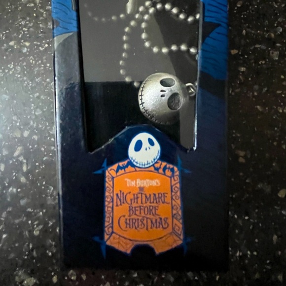 Nightmare Before Christmas necklace and ring set in original coffin box - Picture 1 of 7